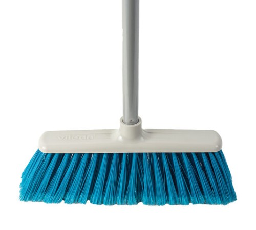 Щетка для уборки, ширина 30 см, щетина 8 см, пластик, крепление еврорезьба, VILEDA 
