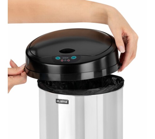 Ведро для мусора СЕНСОРНОЕ 12 л, нержавеющая сталь, черная матовая крышка, питание от 4-х батареек AA (не входят в комплект), LAIMA, 609326
