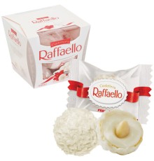 Конфеты RAFFAELLO с цельным миндальным орехом в кокосовой обсыпке, 150 г, 77070983