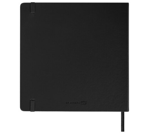 Скетчбук, слоновая кость 140 г/м2 200х200 мм, 80 л., КОЖЗАМ, резинка, BRAUBERG ART CLASSIC, черный, 113196