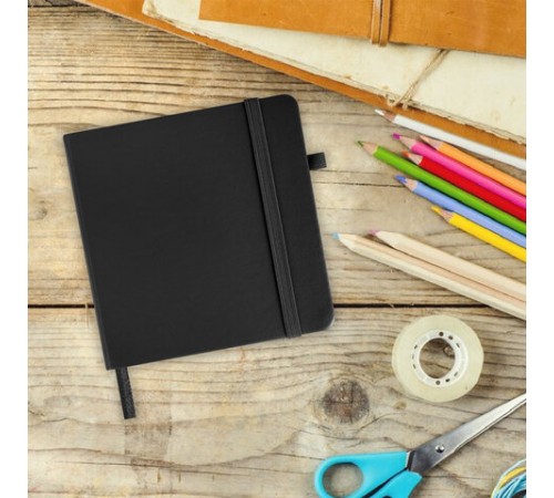 Скетчбук, черная бумага 140 г/м2, 120х120 мм, 80 л., КОЖЗАМ, резинка, карман, BRAUBERG ART CLASSIC, черный, 113202