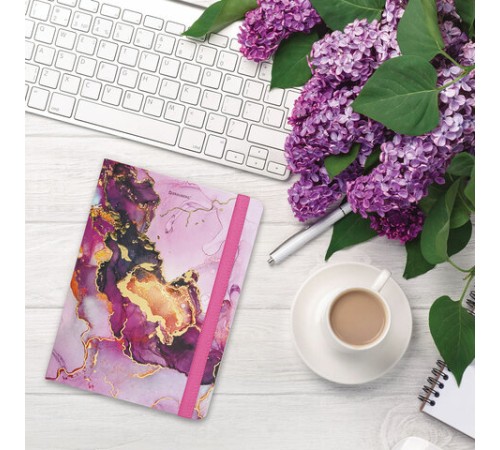 Блокнот с резинкой в клетку 96 л., А5 (145х203 мм), твердая обложка с фольгой, BRAUBERG, 