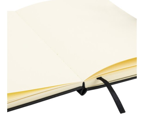 Скетчбук, слоновая кость 140 г/м2 130х210 мм, 80 л., КОЖЗАМ, застежка, BRAUBERG ART CLASSIC, черный, 116460