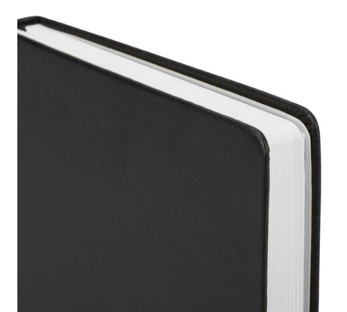 Скетчбук, белая бумага 140 г/м2 130х210 мм, 80 л., КОЖЗАМ, застежка, BRAUBERG ART CLASSIC, черный, 116461