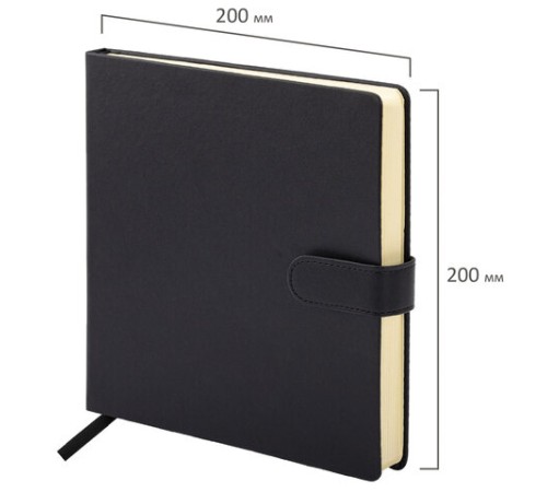 Скетчбук, слоновая кость 140 г/м2, 200х200 мм, 80 л., КОЖЗАМ, застежка, BRAUBERG ART CLASSIC, черный, 116462