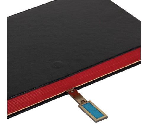 Скетчбук, слоновая кость 140 г/м2 130х210 мм, 80 л., КОЖЗАМ, застежка металл, BRAUBERG ART CLASSIC, 