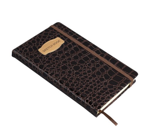 Скетчбук, слоновая кость 140 г/м2, 130х210 мм, 80 л., КОЖЗАМ, резинка, BRAUBERG ART CLASSIC, CROCO, коричневый, 116471