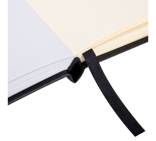 Скетчбук, слоновая кость+белая 140 г/м2, 120х120 мм, 80 л., КОЖЗАМ, резинка, BRAUBERG ART CLASSIC, черный, 116872