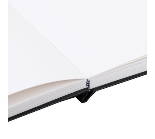 Скетчбук для смешанных техник MixMedia, 200 г/м2, 130х210 мм, 60 л., КОЖЗАМ, резинка, BRAUBERG ART CLASSIC, 116969