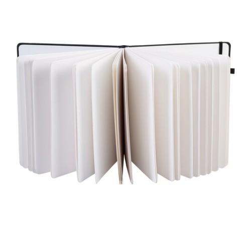 Скетчбук для смешанных техник MixMedia, 200 г/м2, 200х200 мм, 60 л., КОЖЗАМ, резинка, BRAUBERG ART CLASSIC, 116970