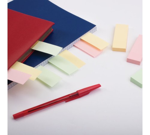 Закладки клейкие пастельные BRAUBERG бумажные, 76х25 мм, 300 штук (3 цвета х 100 листов), европодвес, 124812
