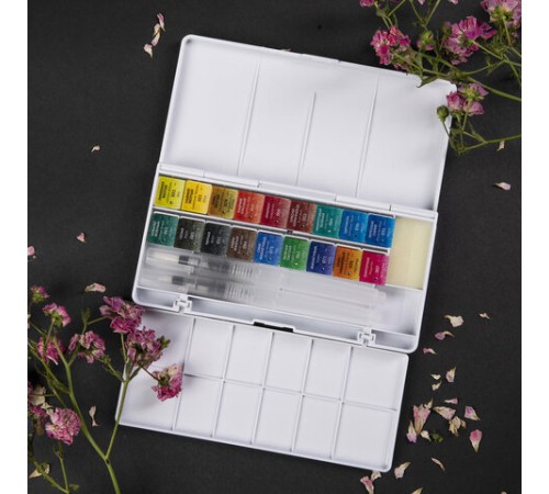 Акварель художественная кюветы НАБОР 18 цветов по 3,5 г, пластиковый кейс, BRAUBERG ART CLASSIC, 191769