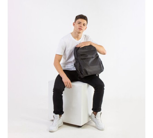 Рюкзак BRAUBERG INTENSE универсальный, с отделением для ноутбука, 2 отделения, черный, 43х31х13 см, 270800