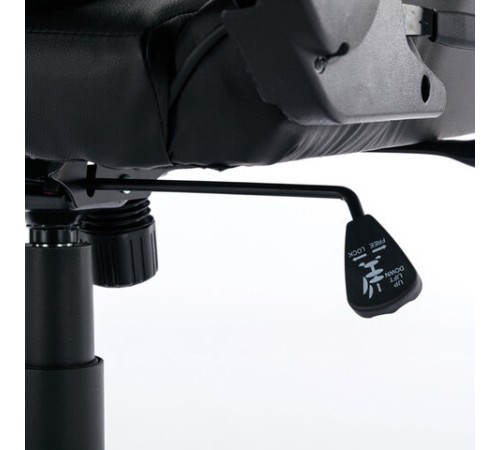 Кресло компьютерное BRABIX "Hunter GM-130", две подушки, экокожа, черное, 532798