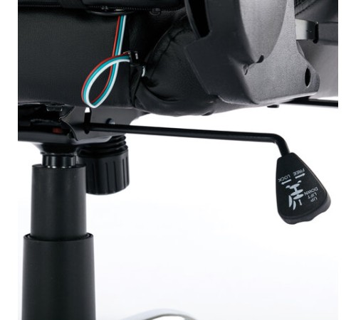 Кресло компьютерное BRABIX "Lumen GM-150 RGB", подсветка, две подушки, экокожа, черное, 532801