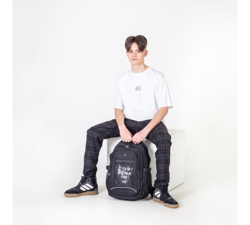 Рюкзак BRAUBERG CONTENT универсальный, 3 отделения, светоотражающий принт, 