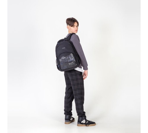 Рюкзак BRAUBERG CONCEPT универсальный, 2 отделения, светоотражающий принт, 