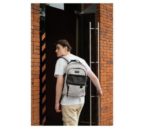 Рюкзак HEIKKI TRILL (ХЕЙКИ) универсальный, 3 отделения, серый с черными вставками, 43х31х14 см, 272586