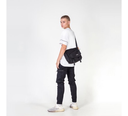 Сумка на плечо большая HEIKKI STREAM (ХЕЙКИ) два отделения, боковые карманы, А4, черная, 26х32х11 см, 272641