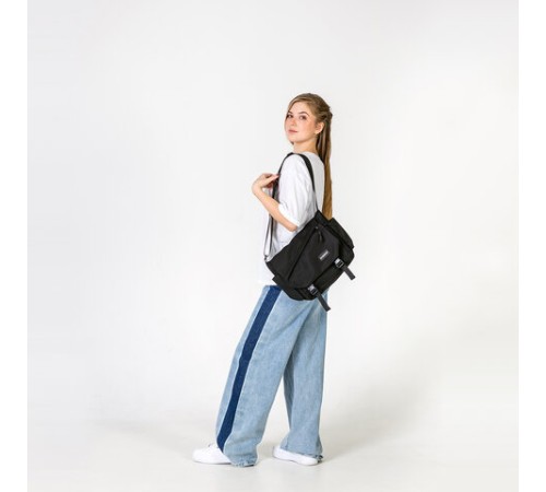 Сумка на плечо большая HEIKKI STREAM (ХЕЙКИ) два отделения, боковые карманы, А4, черная, 26х32х11 см, 272641