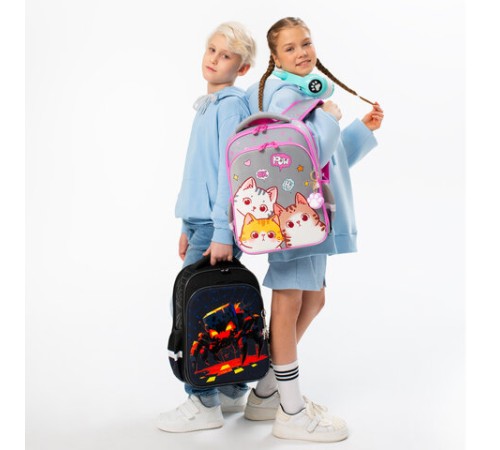 Ранец BRAUBERG QUADRO, 3 отделения, с брелком, Fire spider, 37х28х18 см, 273106