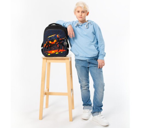 Ранец BRAUBERG QUADRO, 3 отделения, с брелком, Fire spider, 37х28х18 см, 273106