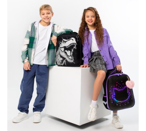 Ранец BRAUBERG SHINY, 2 отделения, с брелком, Scary dino, СВЕТЯЩИЙСЯ РИСУНОК, 38х28х14 см, 273143