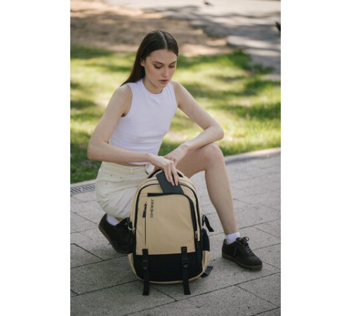 Рюкзак HEIKKI VALUABLE (ХЕЙКИ) универсальный, 2 отделения, отделение для ноутбука, бежевый, 48x33x19 см, 273870