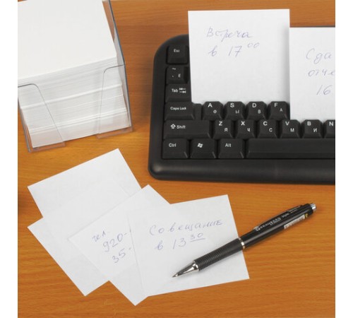 Блок для записей BRAUBERG в подставке прозрачной, куб 9х9х9 см, белый, белизна 95-98%, 122223