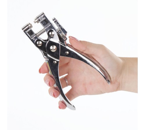 Дырокол металлический на 1 отверстие для люверса BRAUBERG 