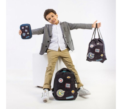 Пенал BRAUBERG, 3 отделения, полиэстер, 21х14 см, 