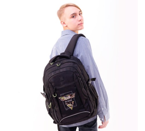 Рюкзак BRAUBERG CONTENT универсальный, 3 отделения, светоотражающий принт, 