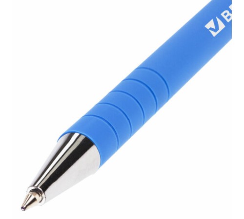 Ручка шариковая BRAUBERG "Capital blue", СИНЯЯ, корпус soft-touch голубой, узел 0,7 мм, линия письма 0,35 мм, 142493