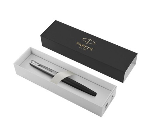Ручка перьевая PARKER "Jotter Bond Street Black CT", черный, детали нержавеющая сталь, синяя, 2030947 Ручка перьевая PARKER "Jotter Bond Street Black CT", черный, детали нержавеющая сталь, синяя, 2030947