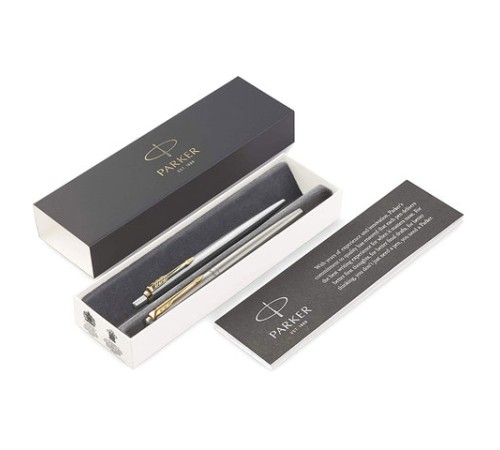 Набор PARKER "Jotter Stainless Steel GT": шариковая ручка синяя и перьевая ручка, 2093257 Набор PARKER "Jotter Stainless Steel GT": шариковая ручка синяя и перьевая ручка, 2093257