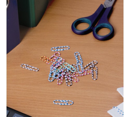 Скрепки BRAUBERG, 28 мм с цветными полосками, 100 шт., в картонной коробке, 221534