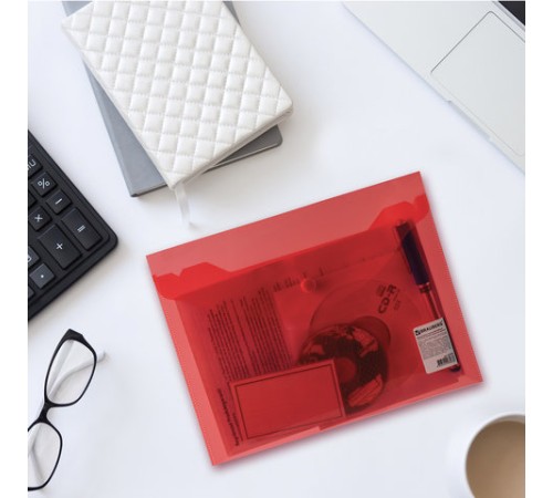 Папка-конверт с кнопкой МАЛОГО ФОРМАТА (240х190 мм), А5, прозрачная, красная, 0,18 мм, BRAUBERG, 224026