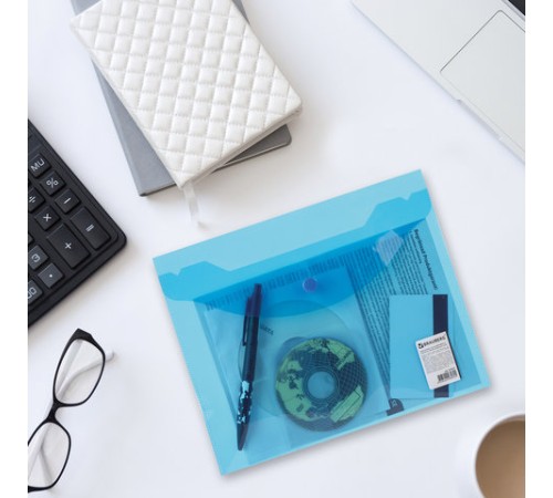 Папка-конверт с кнопкой МАЛОГО ФОРМАТА (240х190 мм), А5, прозрачная, синяя, 0,18 мм, BRAUBERG, 224027