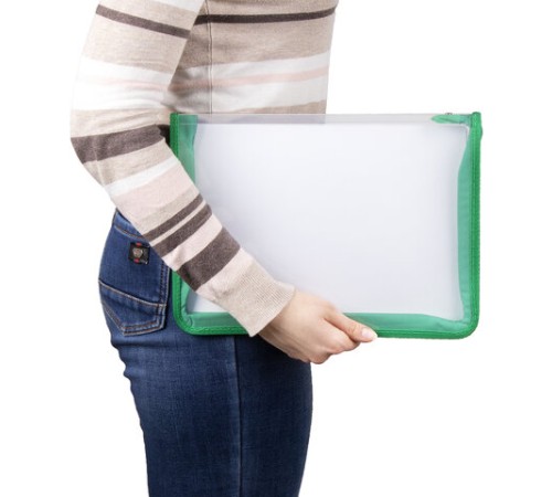 Папка на молнии пластиковая BRAUBERG 