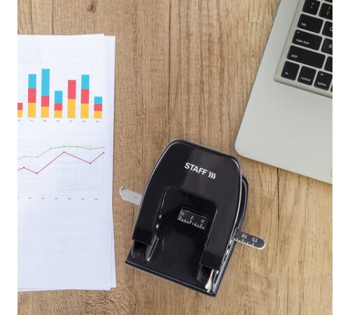 Дырокол металлический STAFF 
