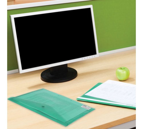 Папка-конверт с кнопкой BRAUBERG, А4, до 100 листов, прозрачная, зеленая, СВЕРХПРОЧНАЯ 0,18 мм, 224810