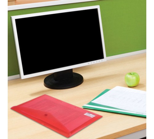 Папка-конверт с кнопкой BRAUBERG, А4, до 100 листов, прозрачная, красная, СВЕРХПРОЧНАЯ 0,18 мм, 224812