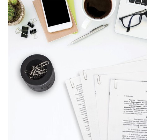 Скрепочница магнитная BRAUBERG с 30 скрепками, большой бочонок, черная, 225191