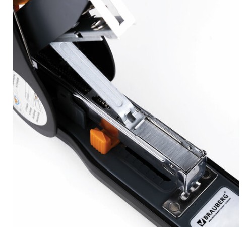 Скобы BRAUBERG № 26/6 (для степлеров 24/6), 1000 штук, экономичные, до 30 листов, 225973