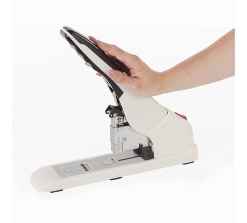 Степлер ЭНЕРГОСБЕРЕГАЮЩИЙ МОЩНЫЙ №24/6-23/17 BRAUBERG 