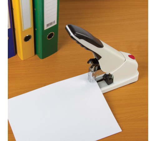 Степлер ЭНЕРГОСБЕРЕГАЮЩИЙ МОЩНЫЙ №24/6-23/17 BRAUBERG 