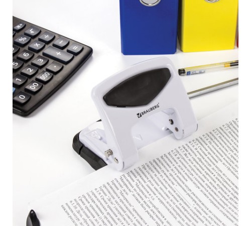 Дырокол металлический BRAUBERG 