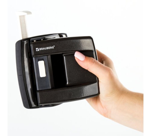 Дырокол металлический BRAUBERG 