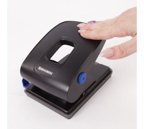 Дырокол металлический BRAUBERG 