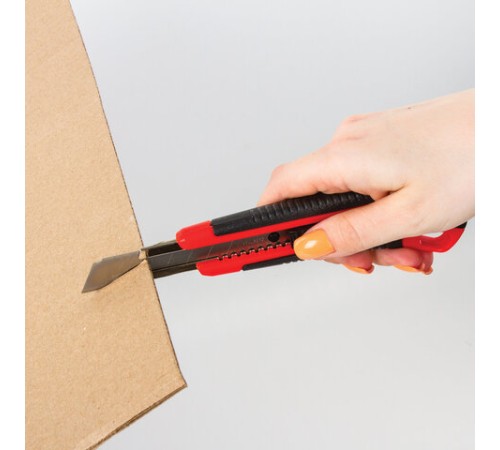 Нож канцелярский 18 мм BRAUBERG 